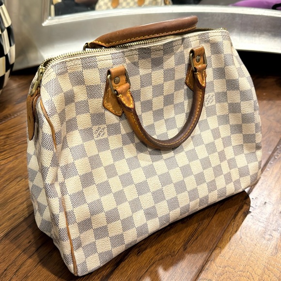 Louis Vuitton Handbags - Louis Vuitton speedy 30